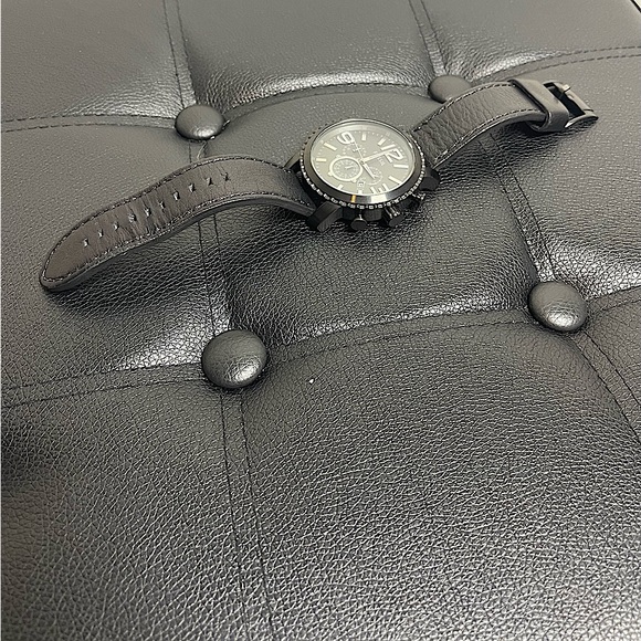 Fossil Watch - Picture 3 of 7